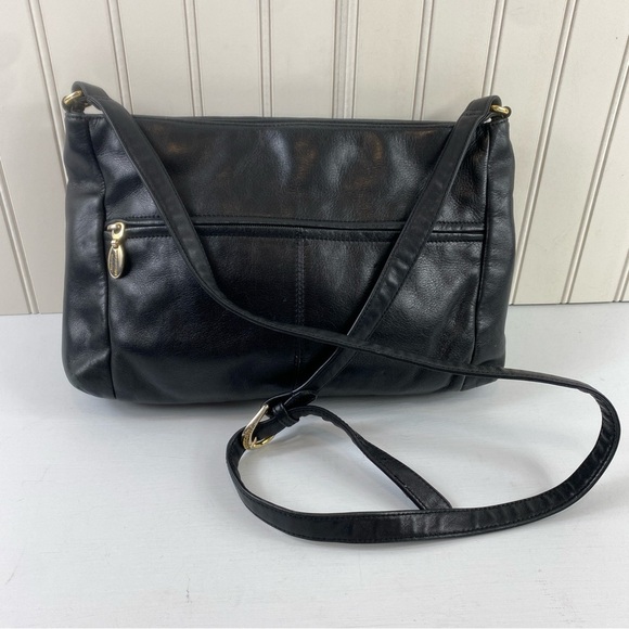 Elegant‎ Black Crossbody Bag with Textured Leather - Picture 2 of 12